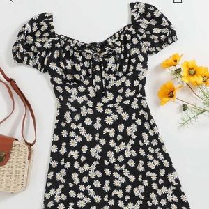 Tie Front Daisy Floral Milkmaid Dress